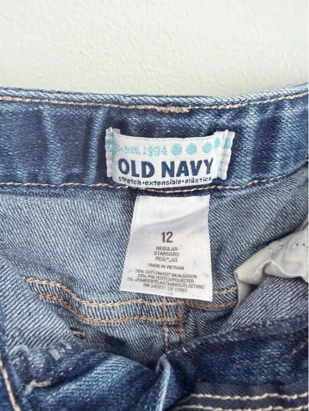 Old Navy Girls Denim Bermuda Shorts Size 12